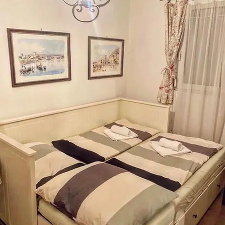 Bella Garden Балатонсарсо